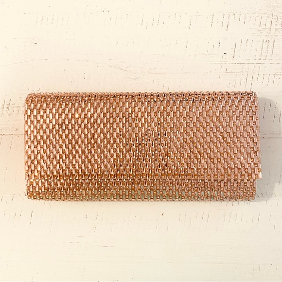 Aldo Clutch Purse w/ removable chain! - Picture 3 of 6